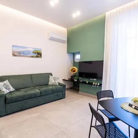 Alyde Apartment *