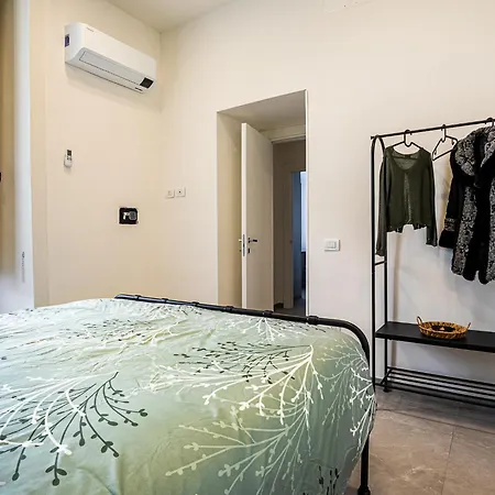 アパート Alyde *