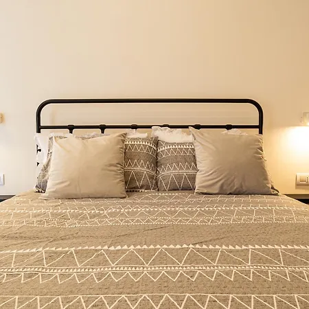 Alyde アパート ナポリ