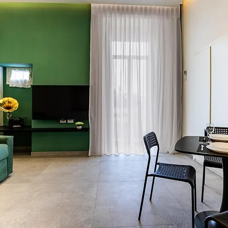 アパート Alyde *